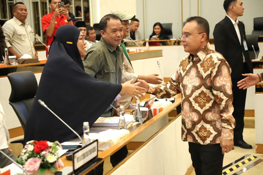 Pimpinan DPR Prof Sufmi Dasco menerima audiensi  Koalisi Nasional Reforma Agraria (Ashar/SinPo.id)