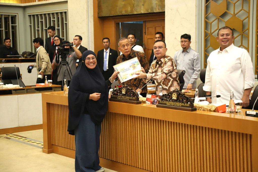 Pimpinan DPR Prof Sufmi Dasco menerima audiensi  Koalisi Nasional Reforma Agraria (Ashar/SinPo.id)
