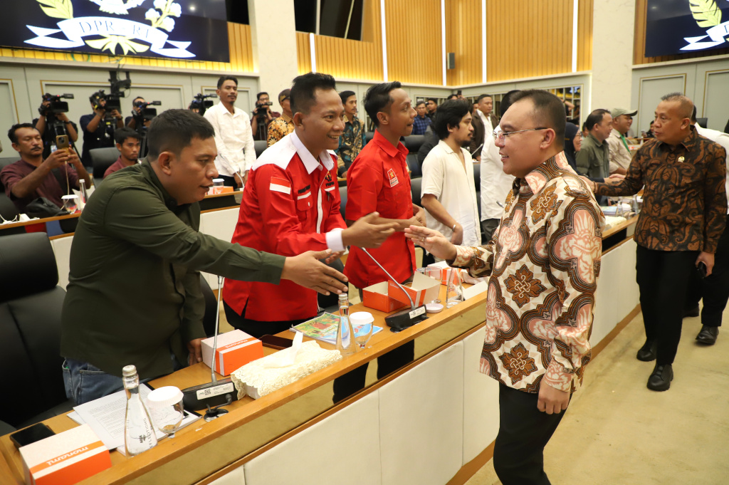 Pimpinan DPR Prof Sufmi Dasco menerima audiensi  Koalisi Nasional Reforma Agraria (Ashar/SinPo.id)
