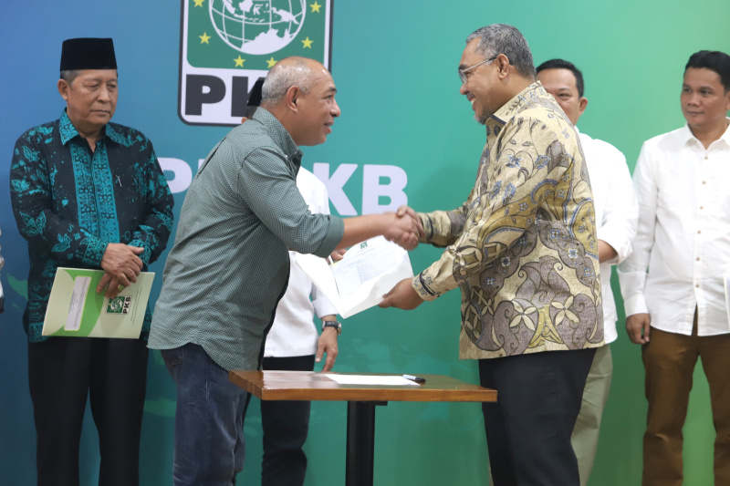 PKB menggelar konfrensi pers rekomendasi penyerahan nama-nama Calon Kepala Daerah untuk Pilkada Serentak 2024 (Ashar/SinPo.id)