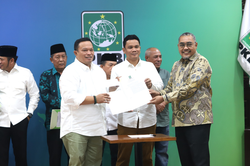 PKB menggelar konfrensi pers rekomendasi penyerahan nama-nama Calon Kepala Daerah untuk Pilkada Serentak 2024 (Ashar/SinPo.id)