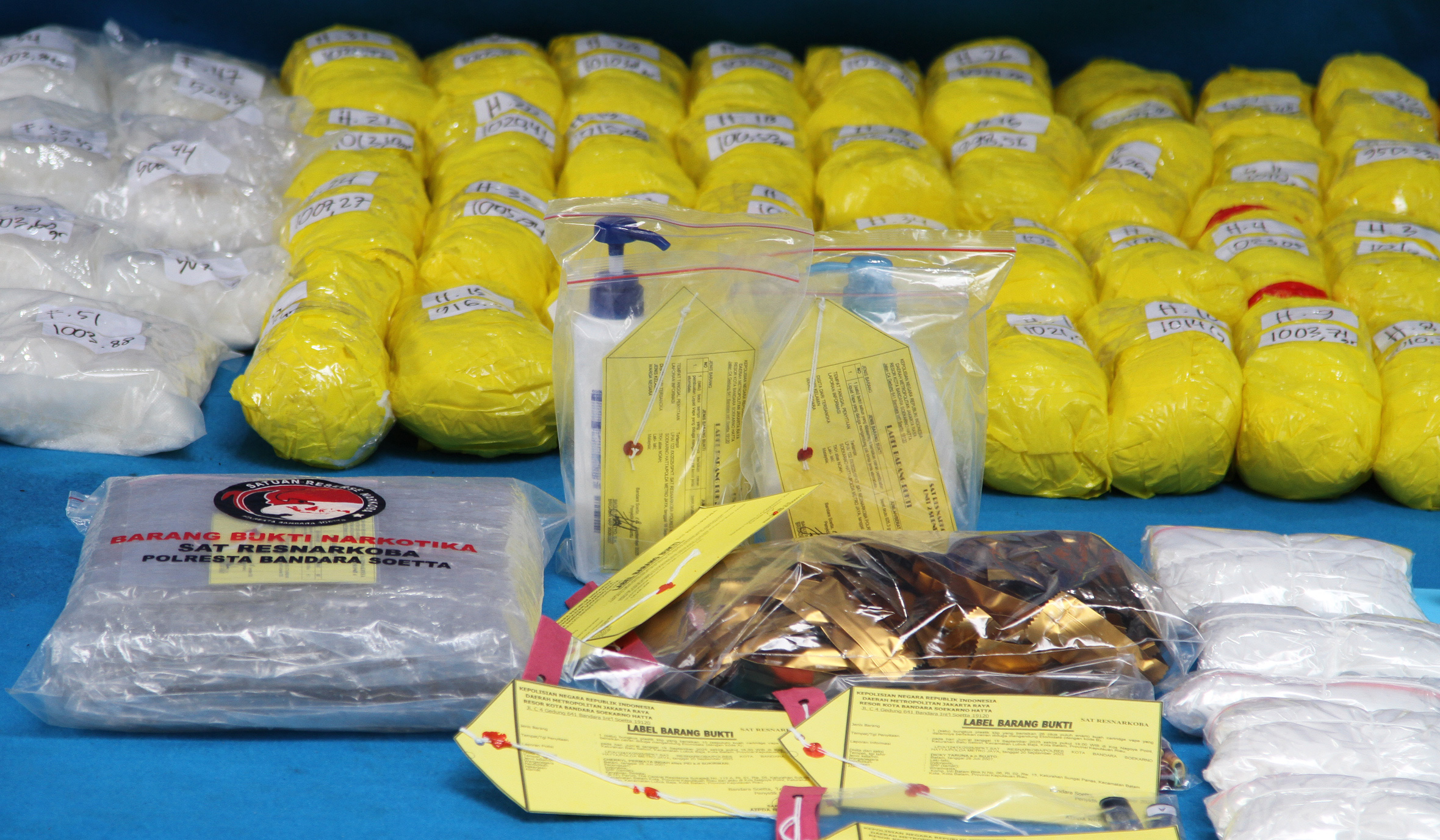 Konferensi pers pengungkapan dan pemusnahan narkoba di Polda Metro Jaya. (Agus Priatna/SinPo.id)