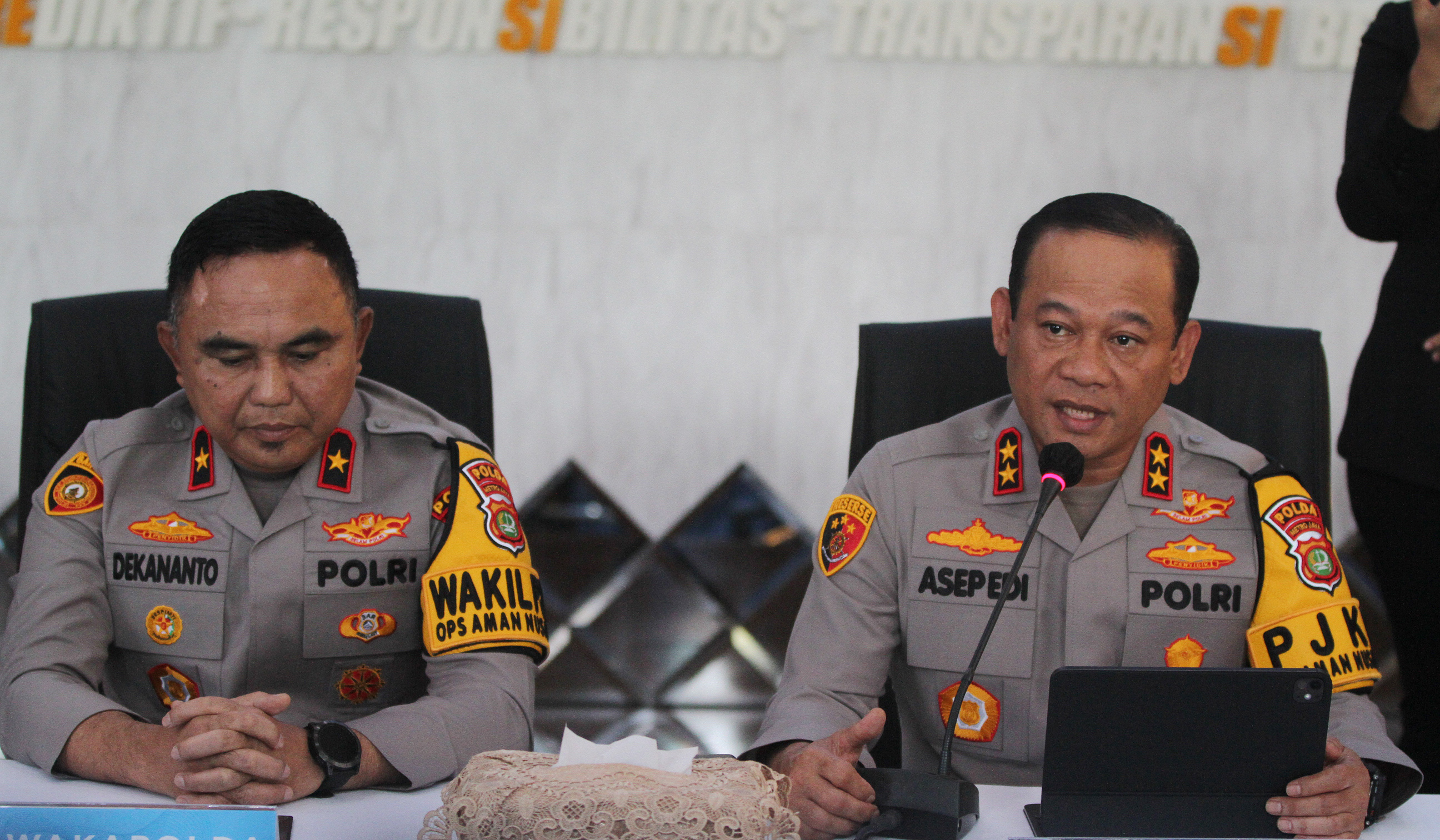 Penetapan tersangka tudingan ijazah palsu Jokowi. (Agus Priatna/SinPo.id)