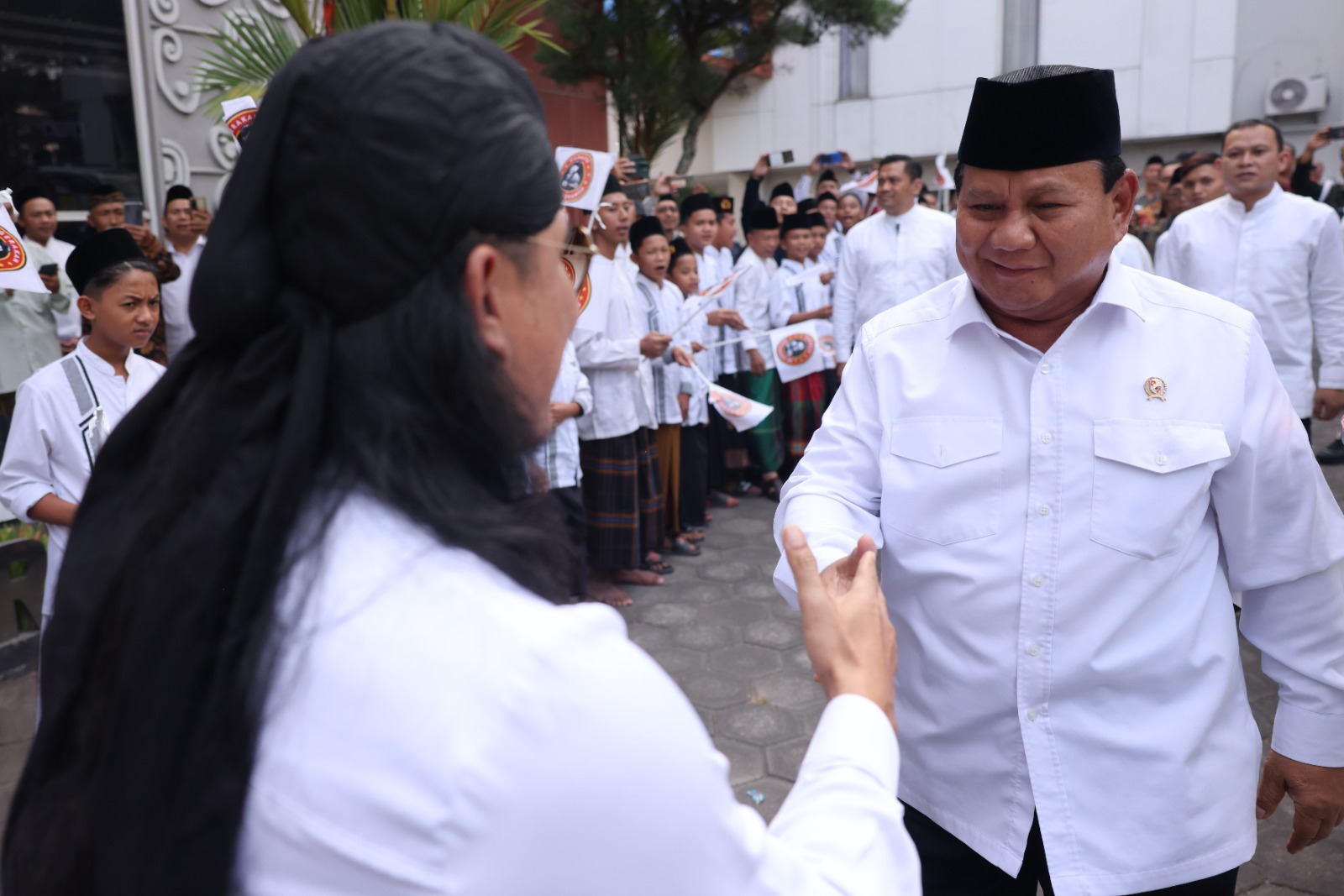 Prabowo hadiri forum silaturahmi 1.000 Kyai se-Yogyakarta dan didoakan menjadi Presiden RI (Ashar/SinPo.id)