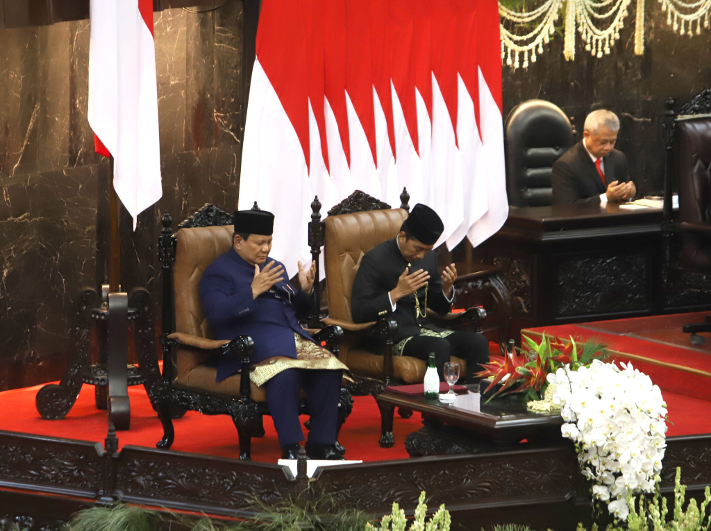 Prabowo-Gibran resmi menjadi Presiden ke-8 dan Wapres RI usai dilantik oleh MPR RI (Ashar/SinPo.id)