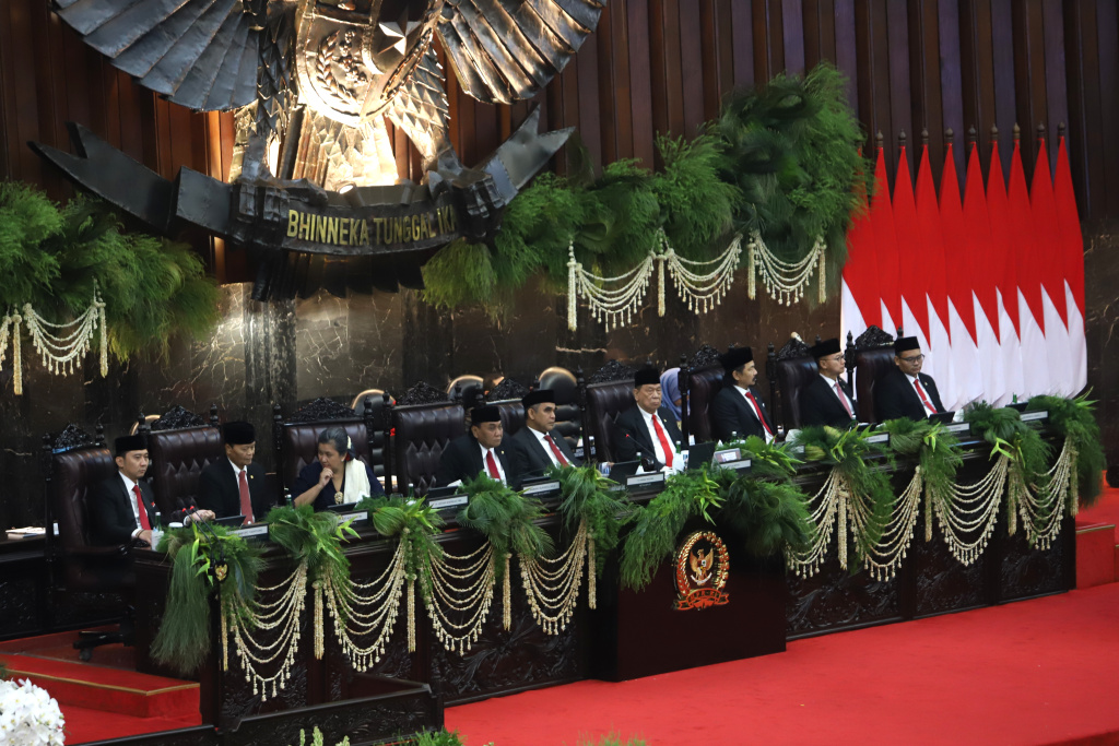 Prabowo-Gibran resmi menjadi Presiden ke-8 dan Wapres RI usai dilantik oleh MPR RI (Ashar/SinPo.id)