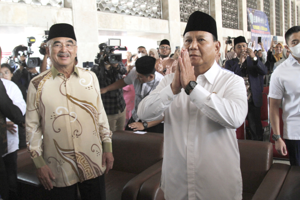 Ketua Umum Partai Gerindra Prabowo Subianto hadiri halal bihal BKPRMI dan didoakan menjadi Presiden 2024 (Ashar/SinPo.id)
