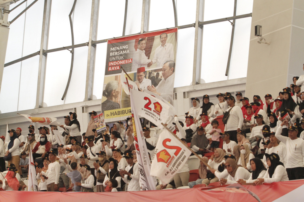 Ketua Umum Partai Gerindra Prabowo Subianto hadiri Konsolidasi Kader Gerindra Jakarta Timur di Gor Velodrome (Ashar/SinPo.id)