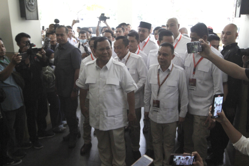 Bacapres sekaligus Ketua Umum Gerindra Prabowo Subianto hadiri rapat Internal Rapimnas Gerindra di The Dharmawangsa (Ashar/SinPo.id)