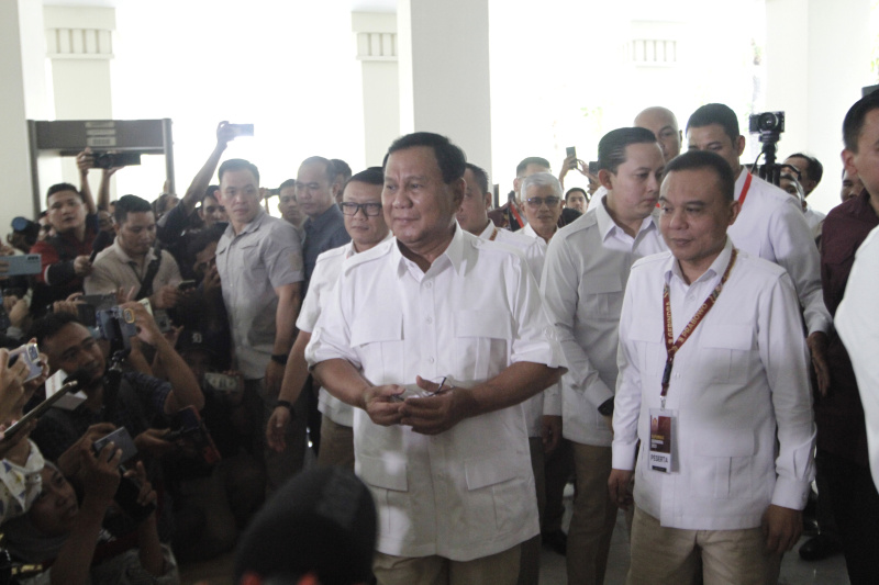 Bacapres sekaligus Ketua Umum Gerindra Prabowo Subianto hadiri rapat Internal Rapimnas Gerindra di The Dharmawangsa (Ashar/SinPo.id)