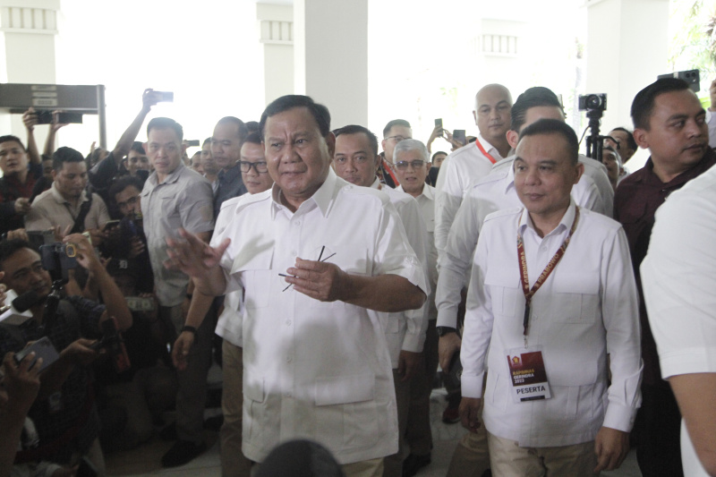 Bacapres sekaligus Ketua Umum Gerindra Prabowo Subianto hadiri rapat Internal Rapimnas Gerindra di The Dharmawangsa (Ashar/SinPo.id)