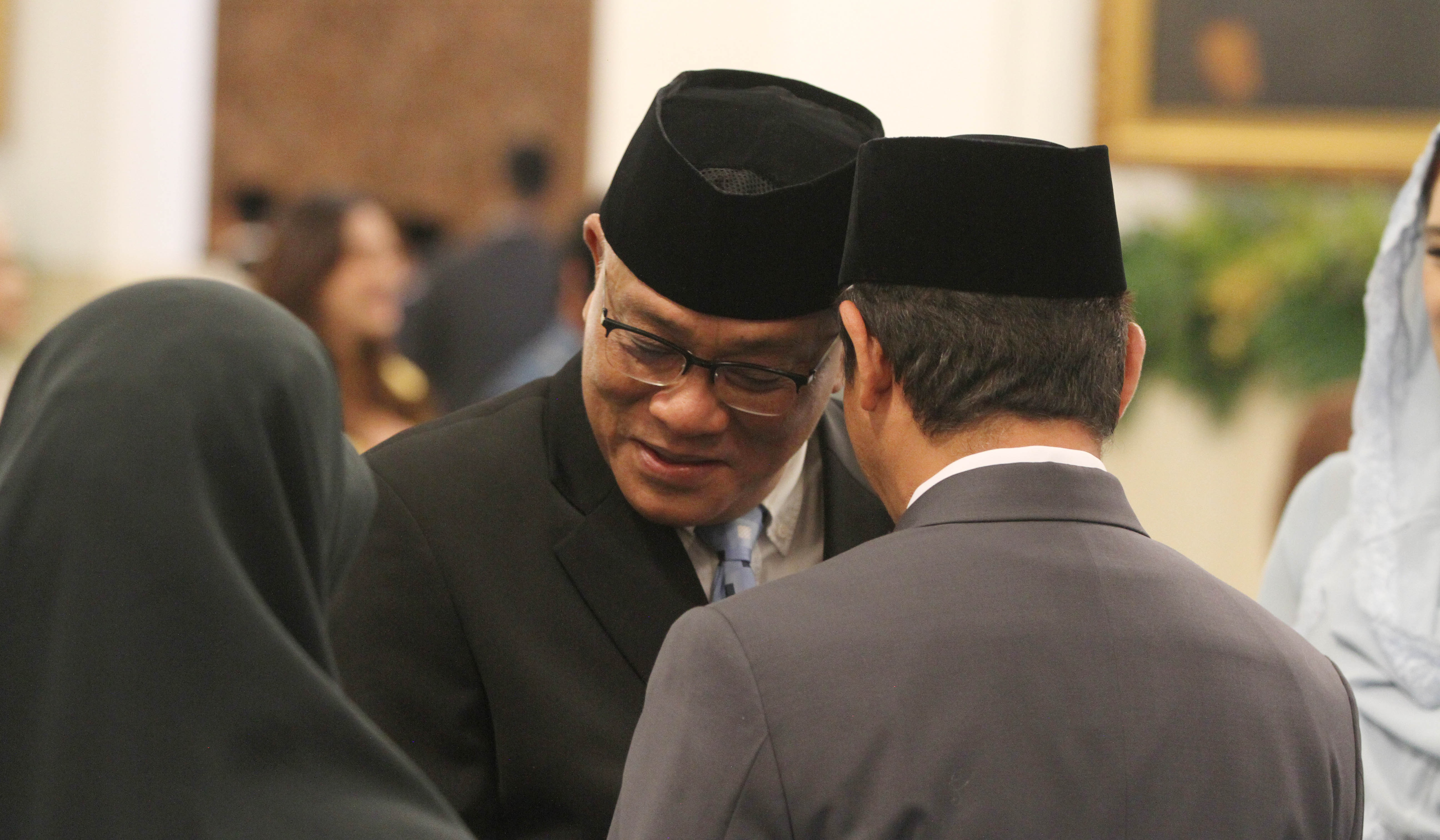 Presiden Prabowo lantik Jumhur Hidayat sebagai Menteri LH. (Agus Priatna/SinPo.id)