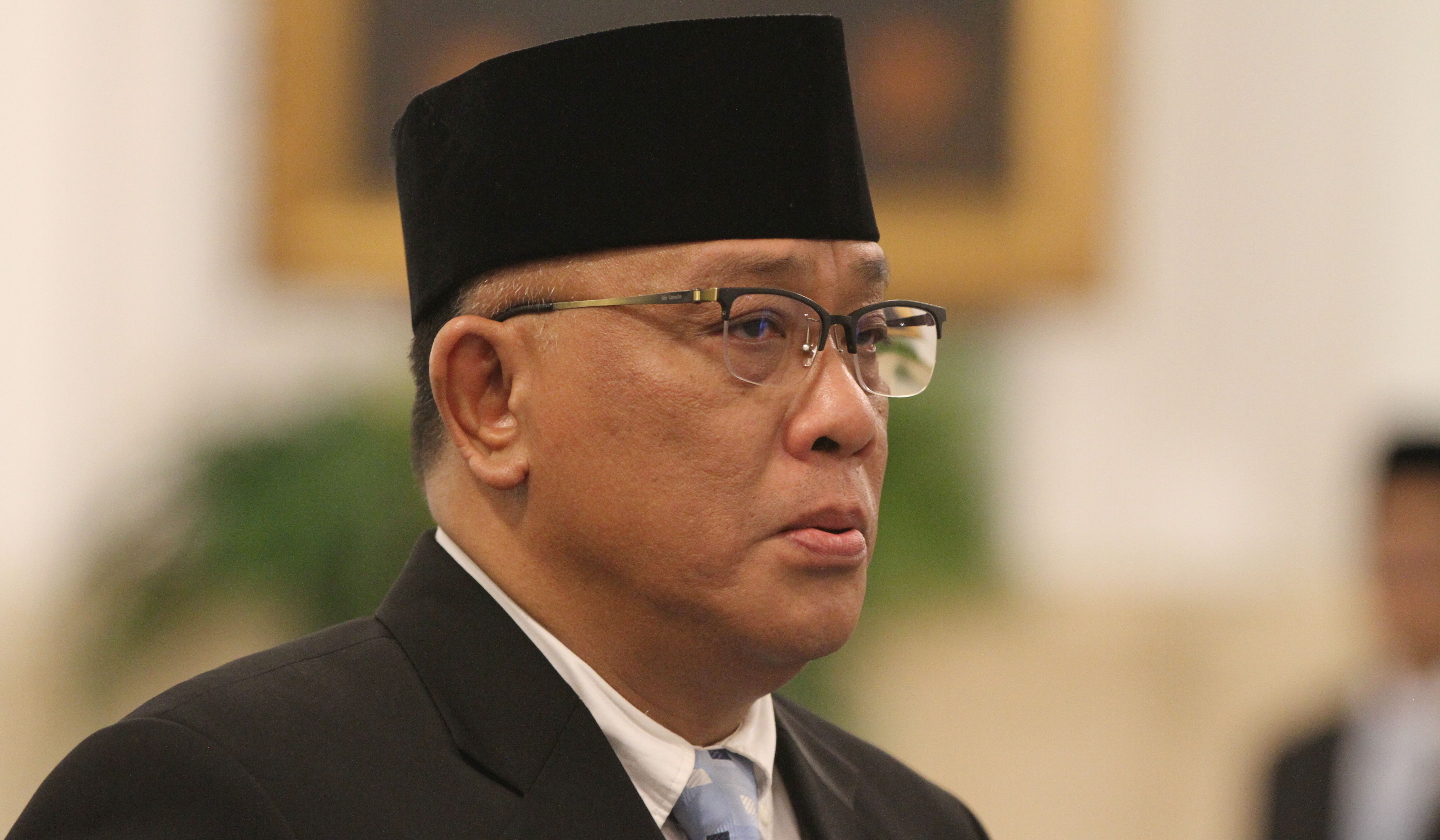 Presiden Prabowo lantik Jumhur Hidayat sebagai Menteri LH. (Agus Priatna/SinPo.id)