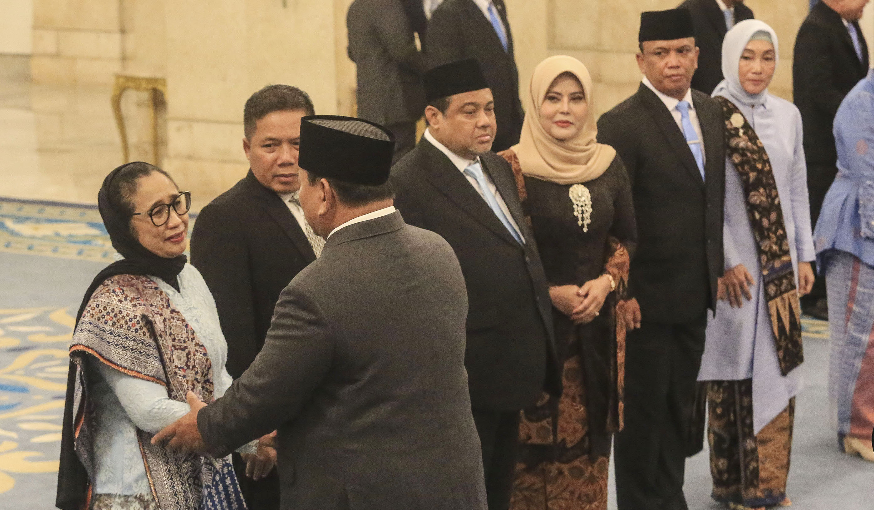 Presiden Prabowo lantik pimpinan BGN dan penasihat Presiden bidang ketenagakerjaan. (Agus Priatna/SinPo.id)