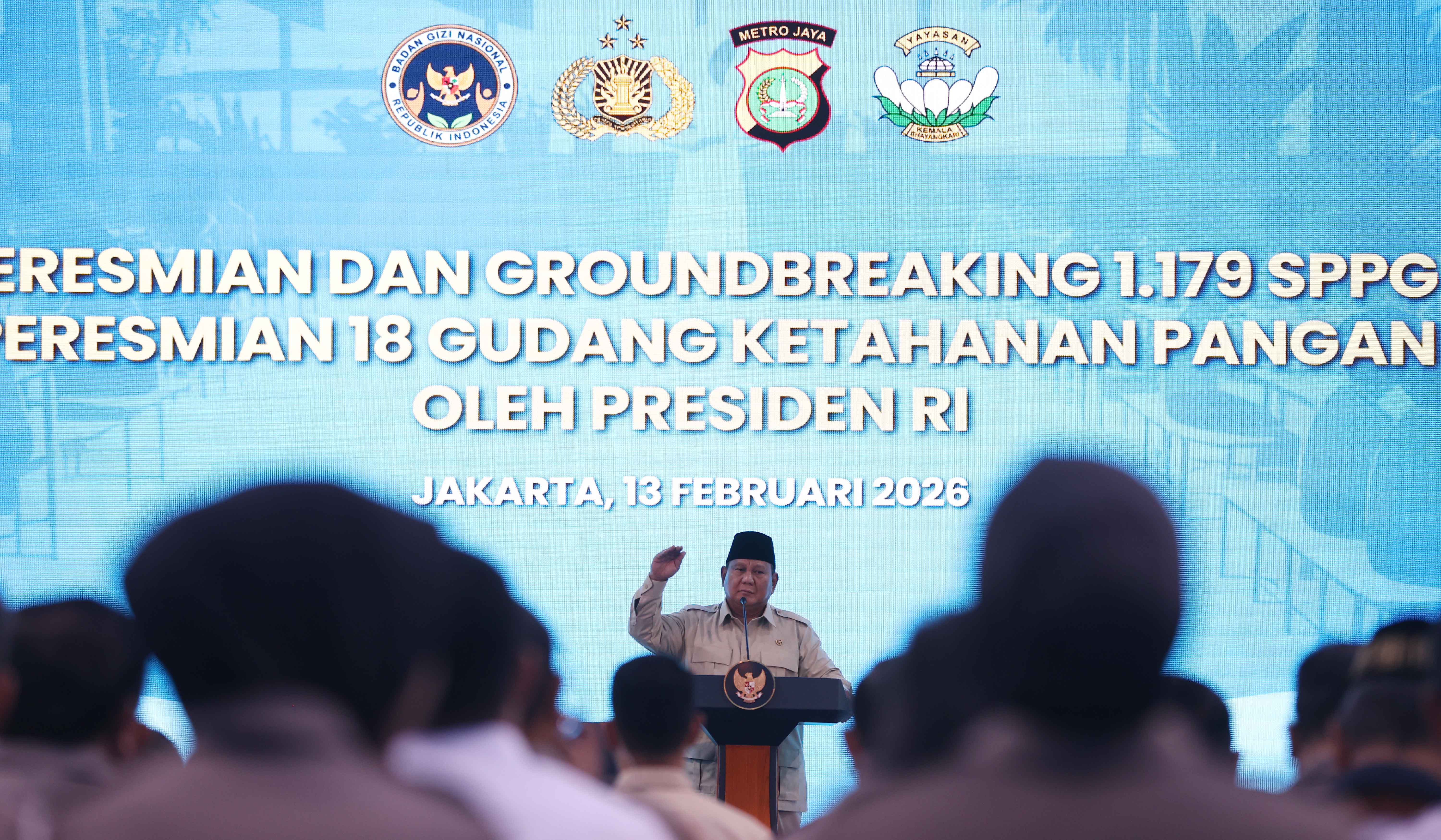 Prabowo resmikan 1.179 SPP dan gudang ketahanan pangan polri. (Agus Priatna/SinPo.id)