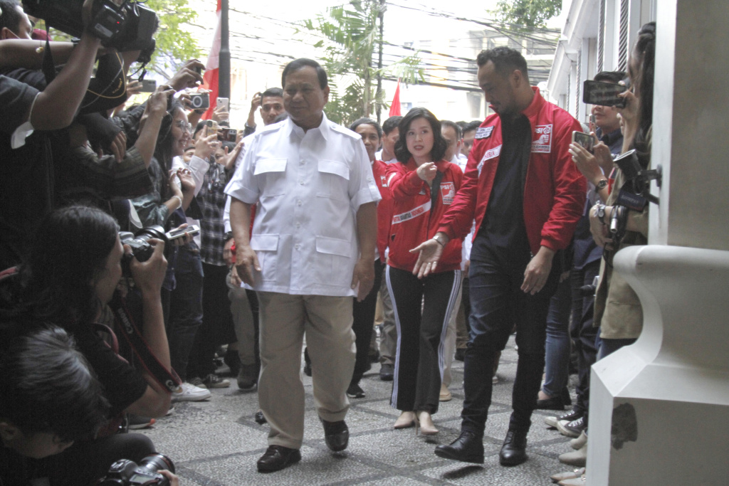 Ketua Umum Partai Gerindra sambangi kantor DPP PSI di tanah abang (Ashar/SinPo.id)