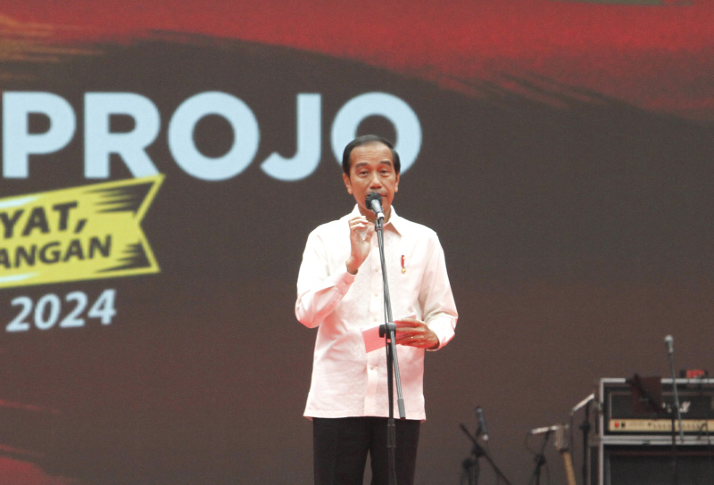 Presiden Jokowi membuka acara Rakernas VI Projo di Arena GBK (Ashar/SinPo.id)