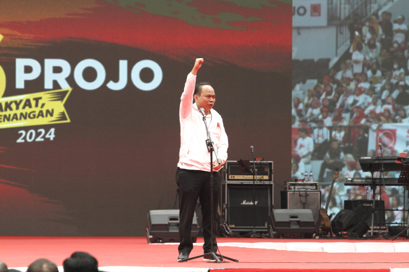 Presiden Jokowi membuka acara Rakernas VI Projo di Arena GBK (Ashar/SinPo.id)