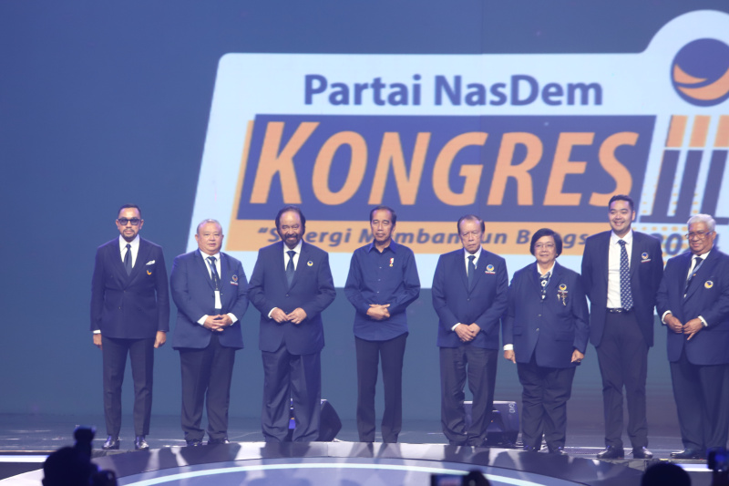 Presiden Jokowi menghadiri kongres NasDem ke III di Jakarta Convention Center (Ashar/SinPo.id)