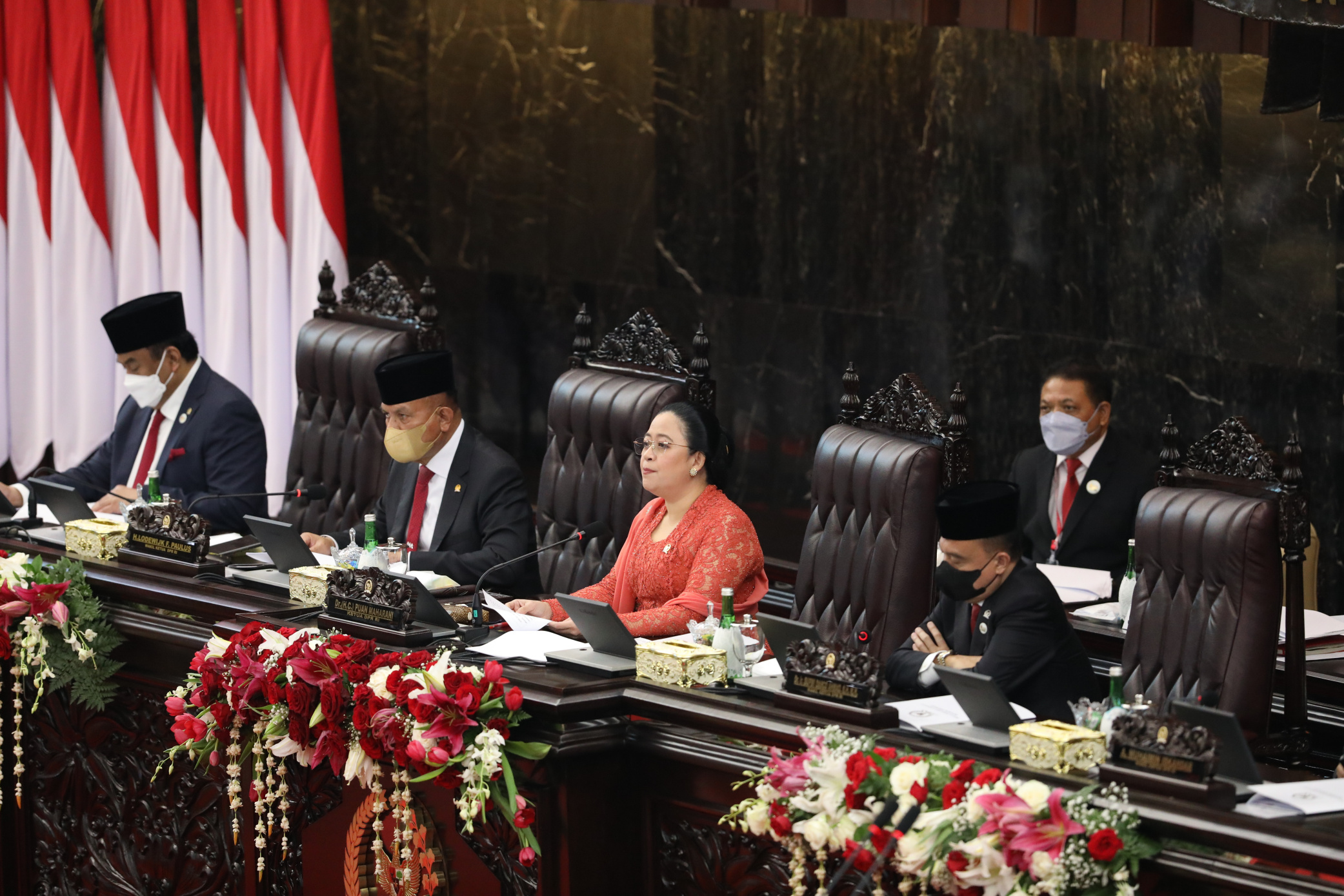 Presiden Jokowi saat membacakan pidato RAPBN 2023 di Gedung Nusantara DPR RI (Ashar/SinPo.id)