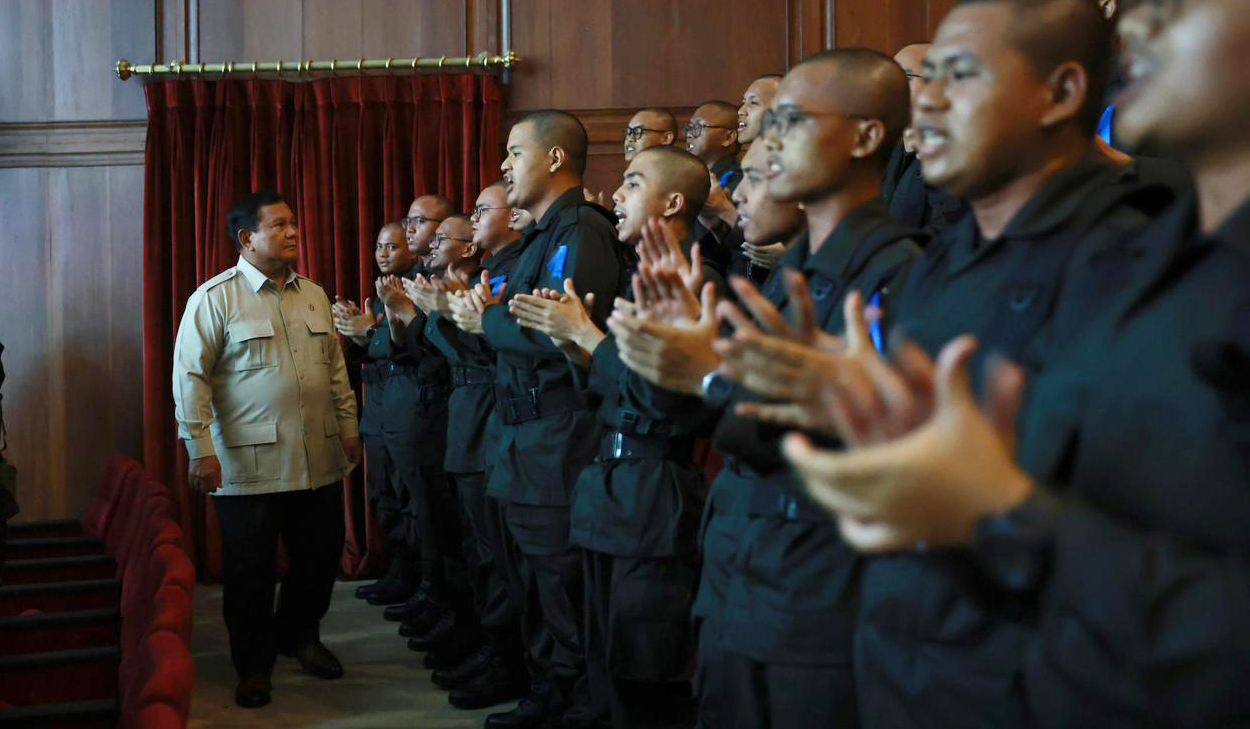 Prabowo saat memberikan taklimat peserta PFLP 2026. (Agus Priatna/BPMI Setpres/SinPo.id)