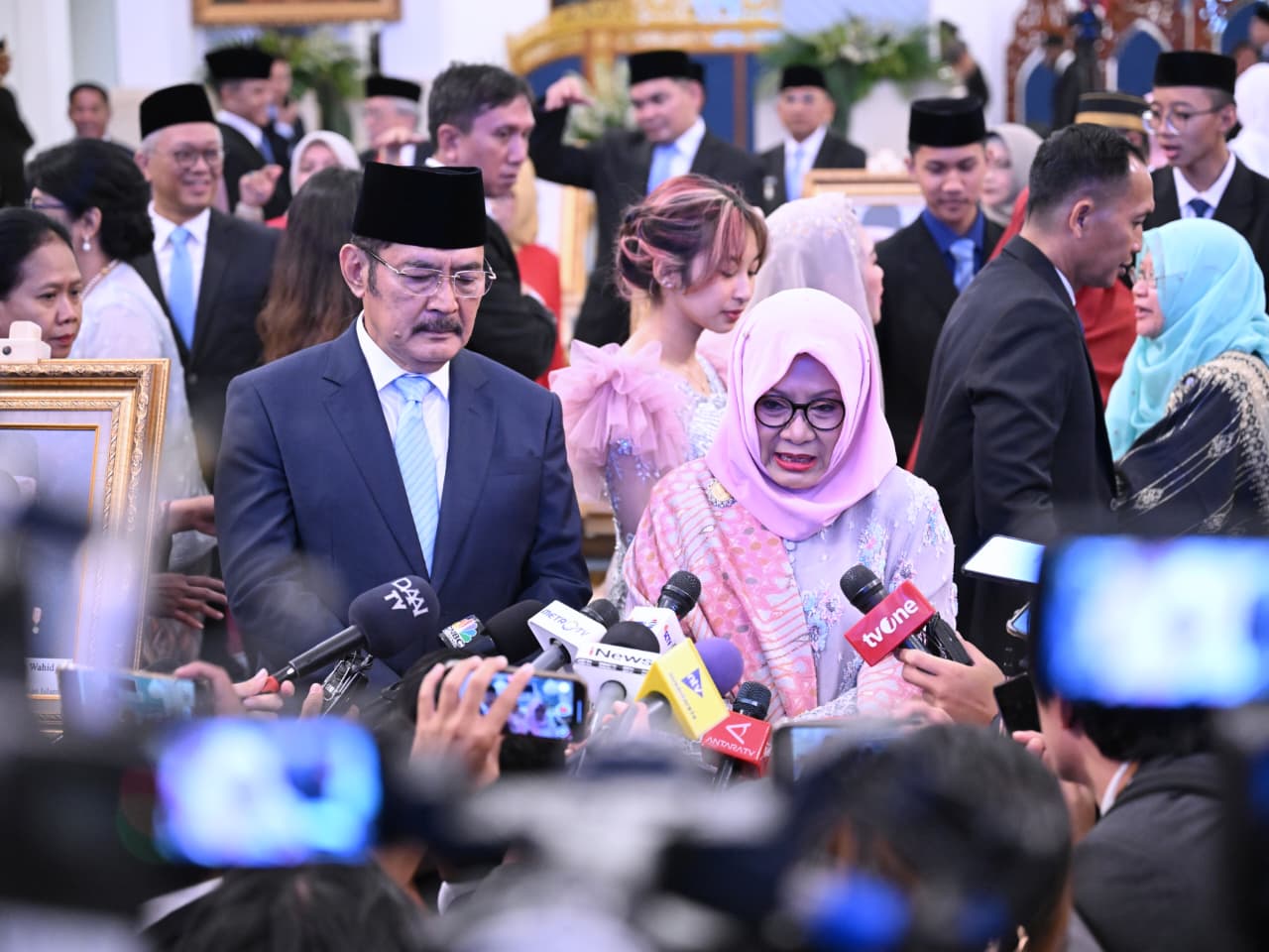 Presiden Prabowo berikan gelar Pahlawan Nasional untuk 10 Tokoh diantaranya ada Soeharto dan Gusdur (Ashar/Foto: BiroSetpres/SinPo.id)