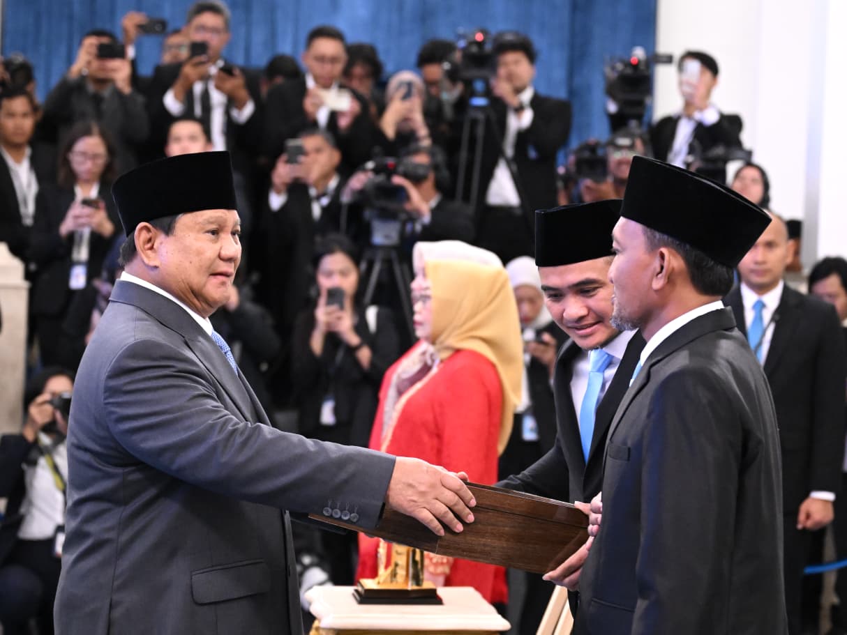 Presiden Prabowo berikan gelar Pahlawan Nasional untuk 10 Tokoh diantaranya ada Soeharto dan Gusdur (Ashar/Foto: BiroSetpres/SinPo.id)