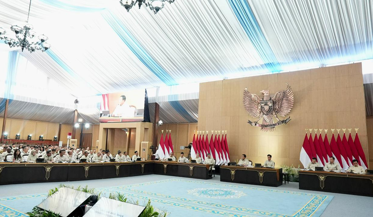 Presiden Prabowo gelar retret Kabinet Merah Putih. (Agus Priatna/SinPo.id/BPMI Setpres)