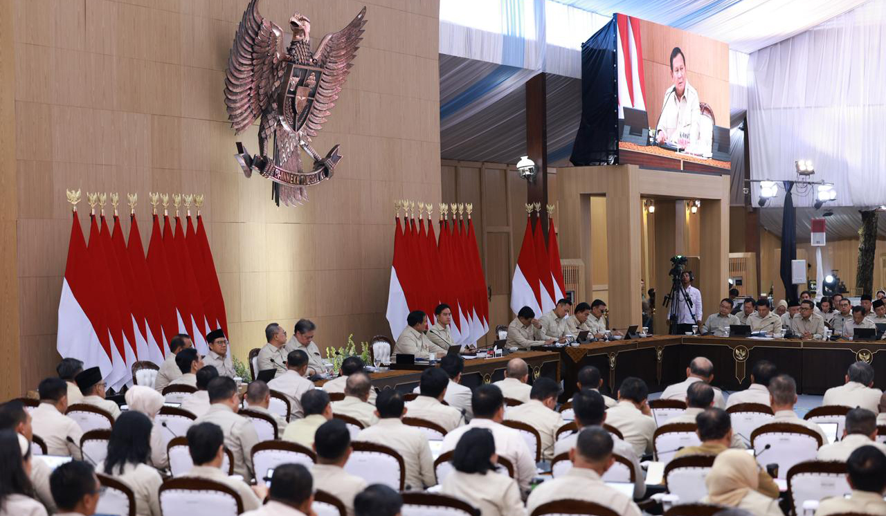 Presiden Prabowo gelar retret Kabinet Merah Putih. (Agus Priatna/SinPo.id/BPMI Setpres)
