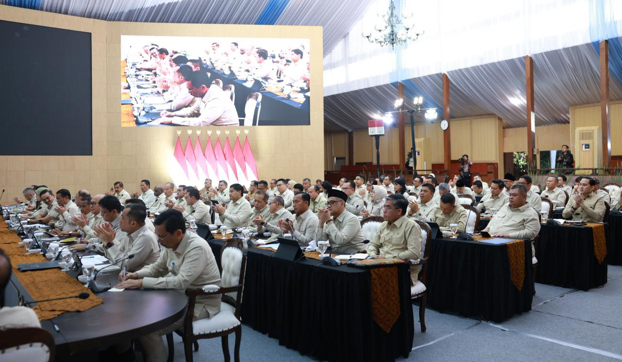 Presiden Prabowo gelar retret Kabinet Merah Putih. (Agus Priatna/SinPo.id/BPMI Setpres)