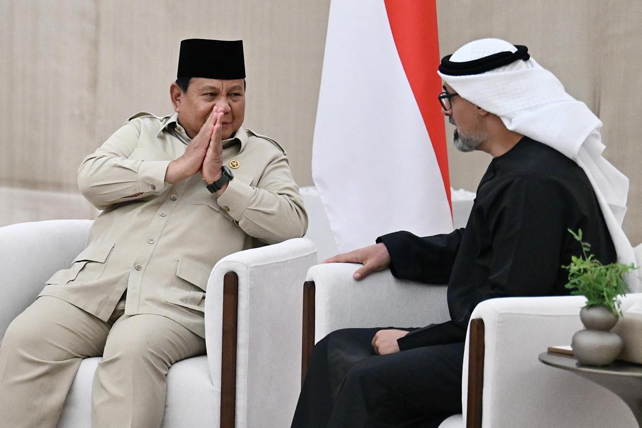 Presiden Prabowo bertemu Emir Qatar yang Mulia Sheikh Tamim bin Hamad Al Thani di Istana Lusail Doha Qatar (Ashar/Foto: BiroSetpres/SinPo.id)