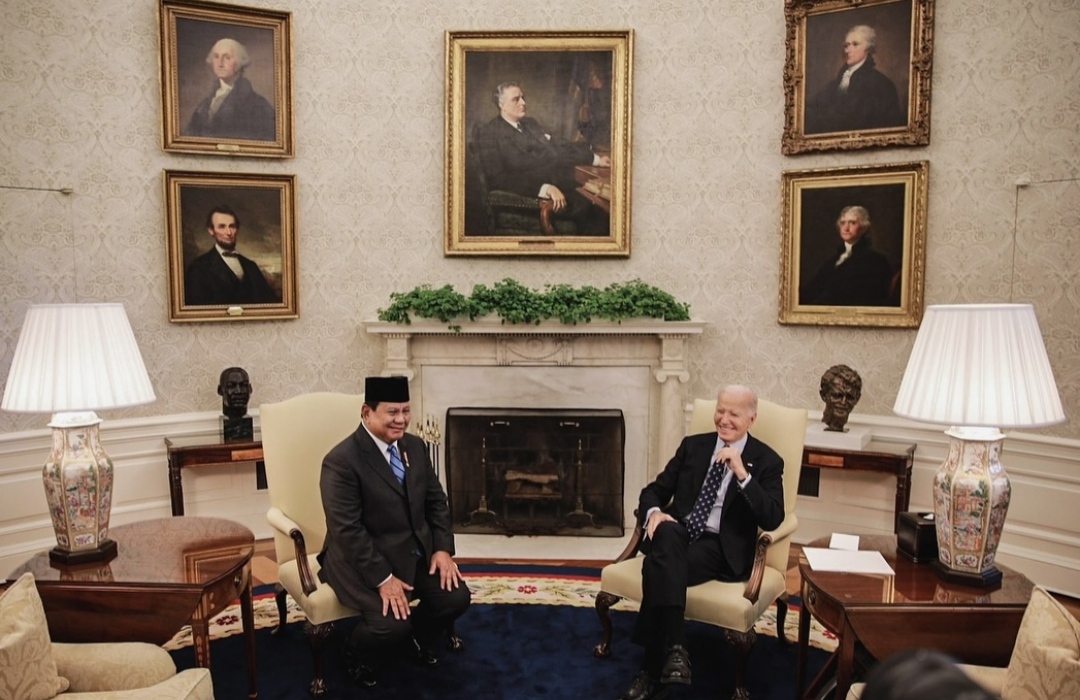 Presiden RI Prabowo Subianto bertemu Presiden AS Joe Biden di White House membahas kerja sama kemitraan strategis (Ashar/Foto:Dok tim media Prabowo/SinPo.id)