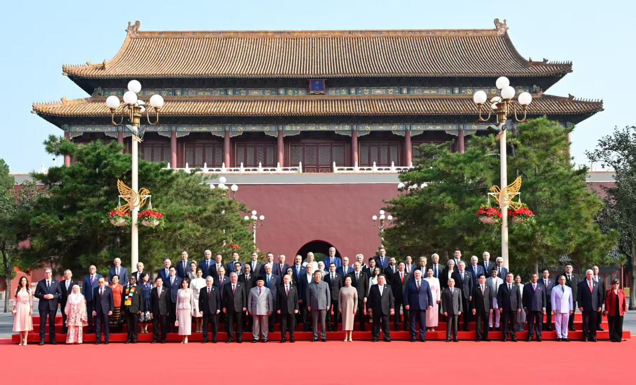 Presiden Prabowo bertemu Presiden China Xi JinPing membahas kerja sama Giant Sea Wall (Ashar/Foto:BiroSetpres/SinPo.id)