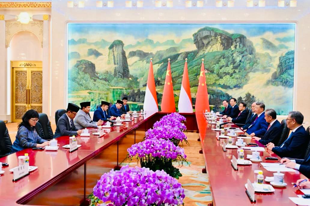 Presiden Prabowo bertemu Presiden China Xi JinPing membahas kerja sama Giant Sea Wall (Ashar/Foto:BiroSetpres/SinPo.id)