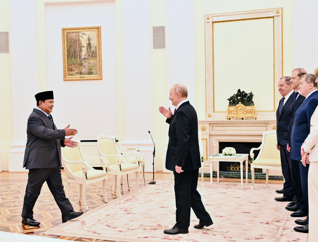 Presiden Prabowo Subianto bertemu Presiden Federasi Rusia Vladimir Putin di Kremlin (Ashar/Foto: BiroSetpres/SinPo.id)