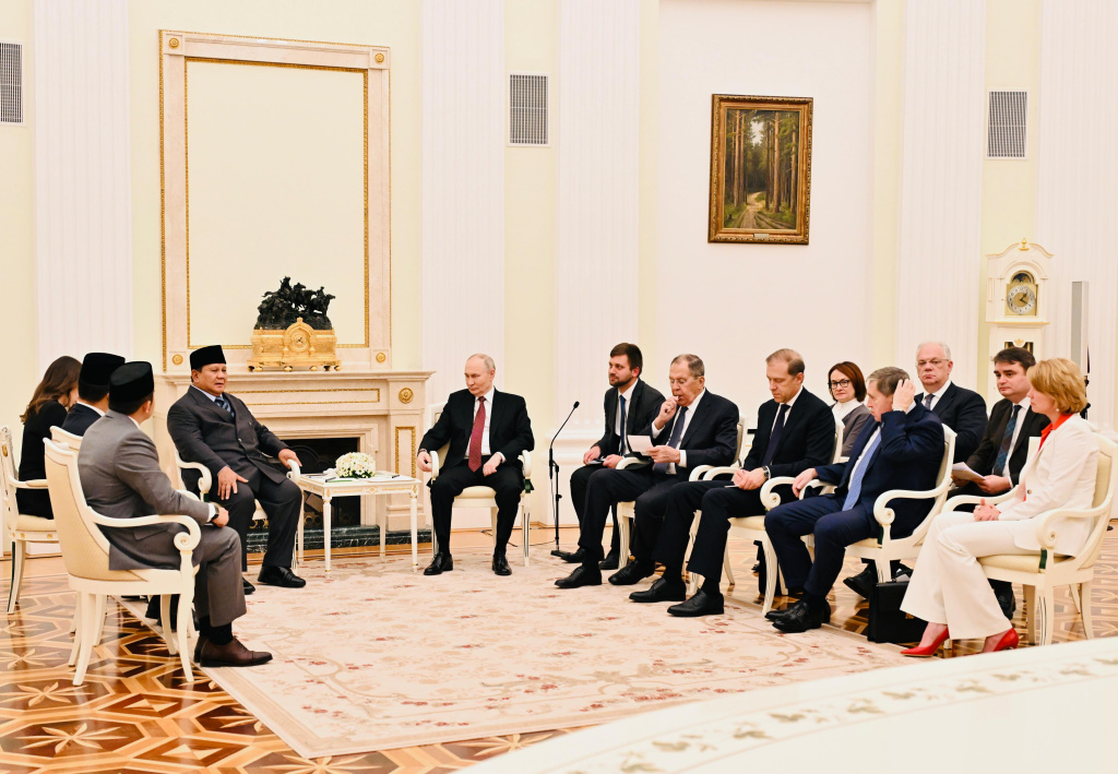 Presiden Prabowo Subianto bertemu Presiden Federasi Rusia Vladimir Putin di Kremlin (Ashar/Foto: BiroSetpres/SinPo.id)