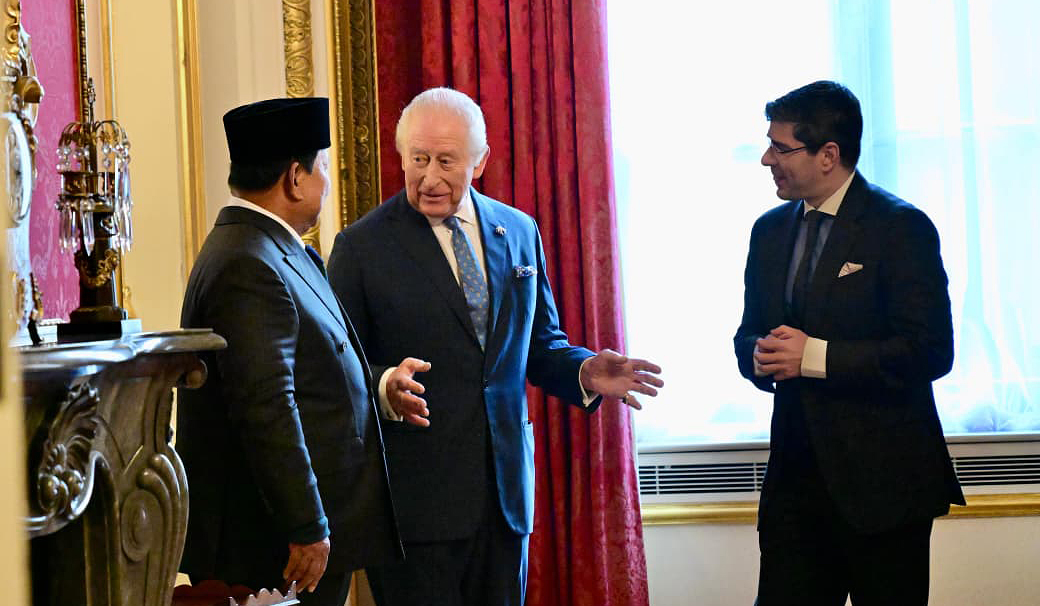 Presiden Prabowo, saat bertemu dengan Raja Inggris Charles III. (Agus Priatna/SinPo.id/BPMI Setpres)