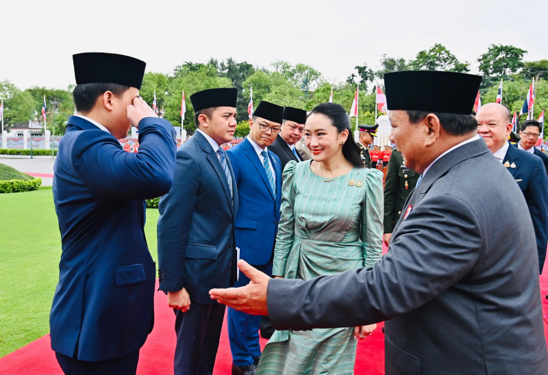 Presiden Prabowo Subianto disambut hangat oleh perdana Menteri Thailand Paetongtarn Shinawatra di Goverment House (Ashar/Foto:Laily-Biro Setpres/SinPo.id)