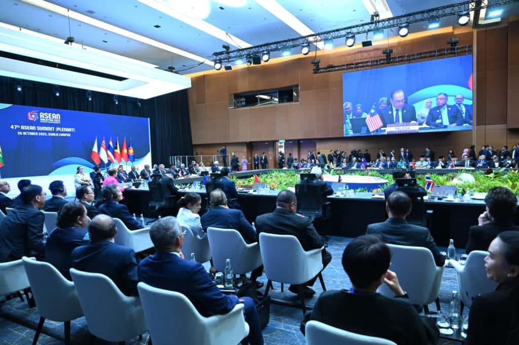 Presiden Prabowo menghadiri sesi pleno KTT ke-47 ASEAN di Malaysia (Ashar/Foto: BiroSetpres/SinPo.id)