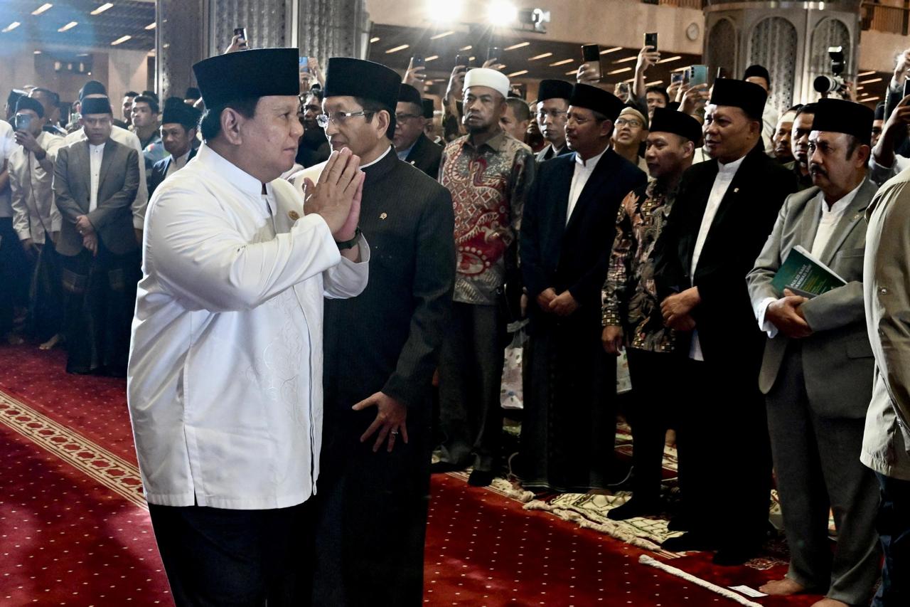 Presiden Prabowo Subianto menghadiri peringatan Maulid Nabi Muhammad 1447 H di Masjid Istiqlal (Ashar/Foto: BiroSetpres/SinPo.id)