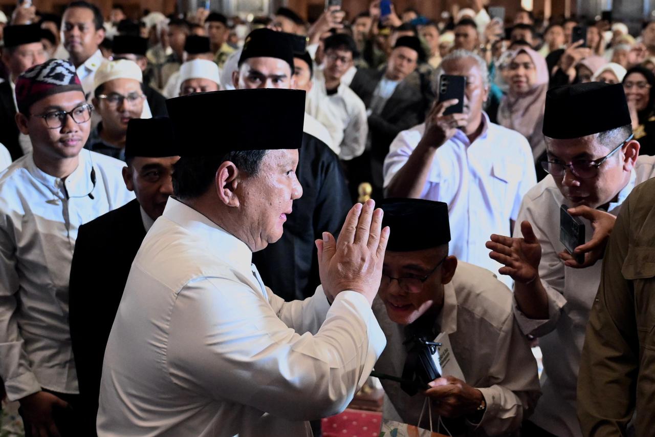 Presiden Prabowo Subianto menghadiri peringatan Maulid Nabi Muhammad 1447 H di Masjid Istiqlal (Ashar/Foto: BiroSetpres/SinPo.id)