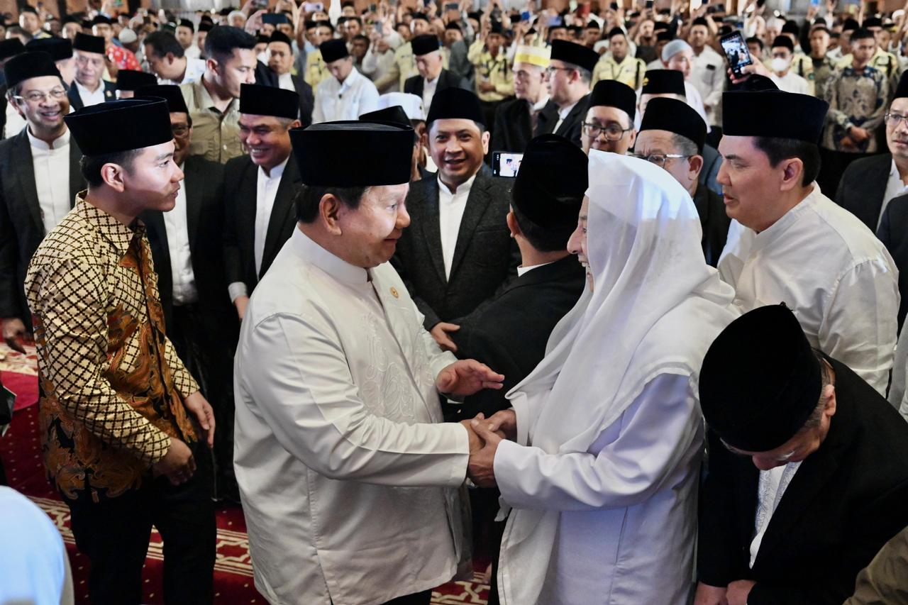 Presiden Prabowo Subianto menghadiri peringatan Maulid Nabi Muhammad 1447 H di Masjid Istiqlal (Ashar/Foto: BiroSetpres/SinPo.id)