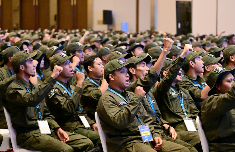 Presiden Prabowo Subianto menghadiri pembekalan guru dan Kepala Sekolah rakyat (Ashar/Foto: BiroSetpres/SinPo.id)