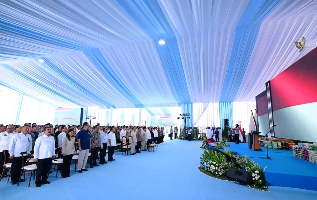 Presiden Prabowo Subianto hadiri pemusnahan barang bukti narkoba seberat 214,84 ton dalam periode satu tahun pemerintahan (Ashar/Foto: BiroSetpres/SinPo.id)