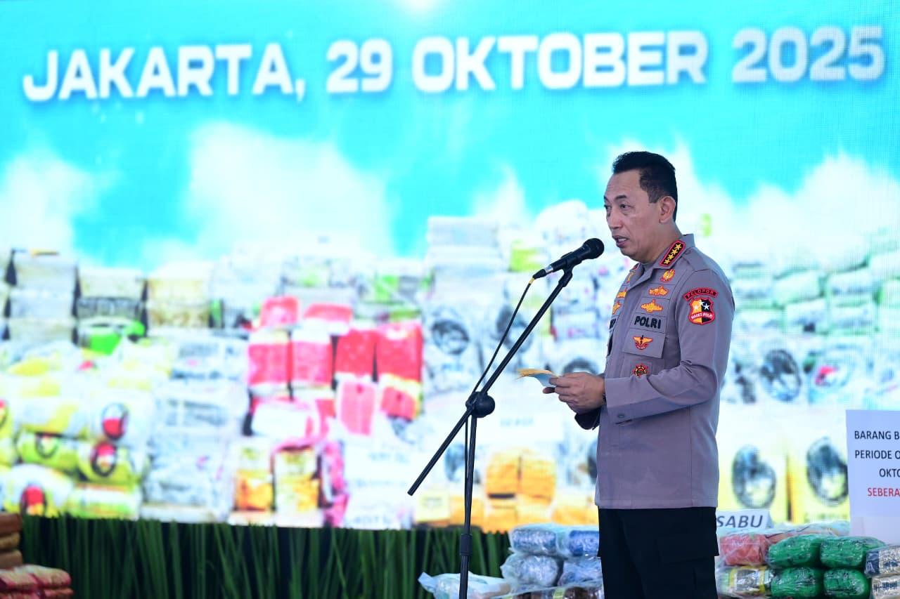 Presiden Prabowo Subianto hadiri pemusnahan barang bukti narkoba seberat 214,84 ton dalam periode satu tahun pemerintahan (Ashar/Foto: BiroSetpres/SinPo.id)