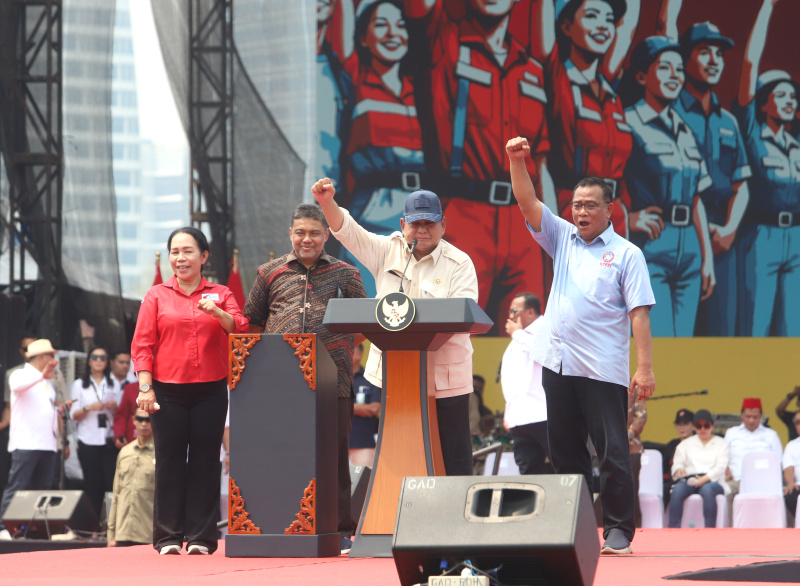 Presiden Prabowo Subianto hadiri peringatan hari buruh Internasional atau may day di monas (Ashar/SinPo.id)