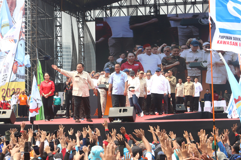 Presiden Prabowo Subianto hadiri peringatan hari buruh Internasional atau may day di monas (Ashar/SinPo.id)