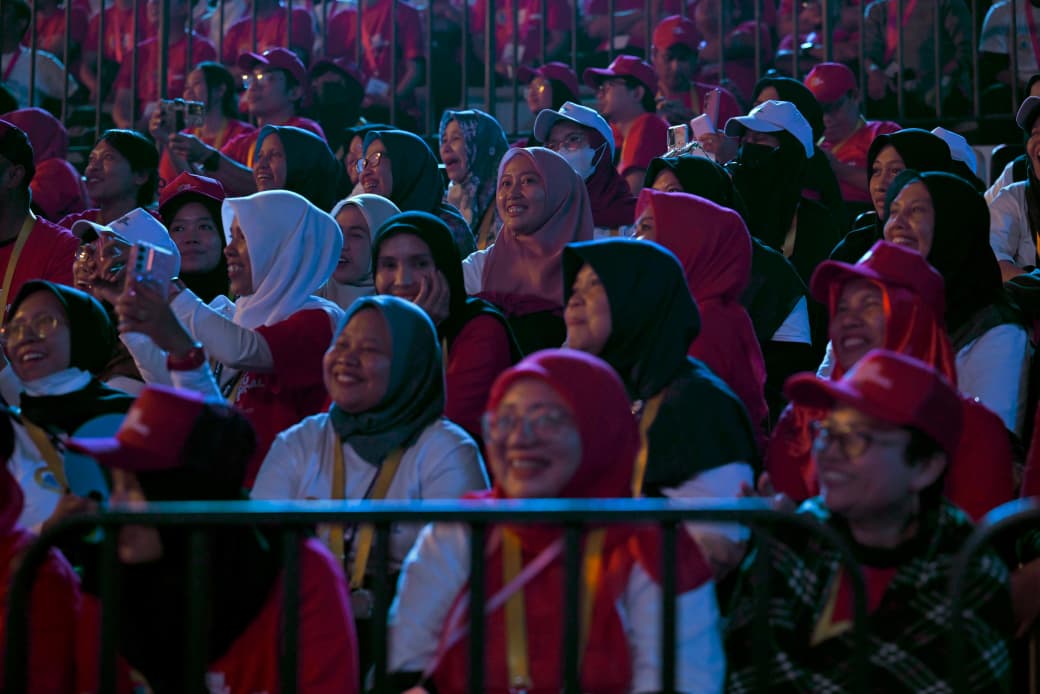 Presiden Prabowo Subianto menghadiri Puncak Peringatan Hari Guru Nasional di Arena Indonesia Senayan (Ashar/Foto: BiroSetpres/SinPo.id)