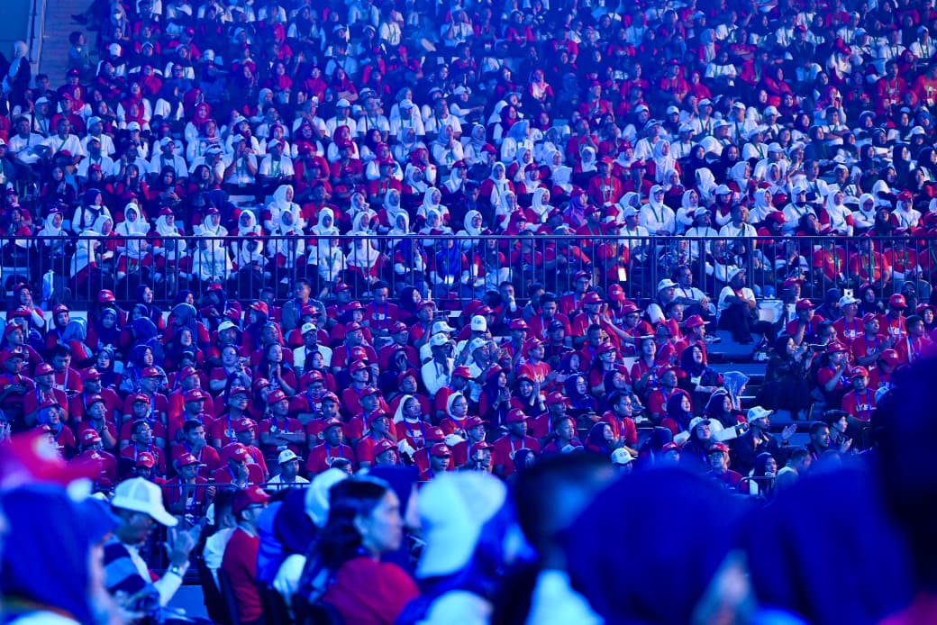 Presiden Prabowo Subianto menghadiri Puncak Peringatan Hari Guru Nasional di Arena Indonesia Senayan (Ashar/Foto: BiroSetpres/SinPo.id)