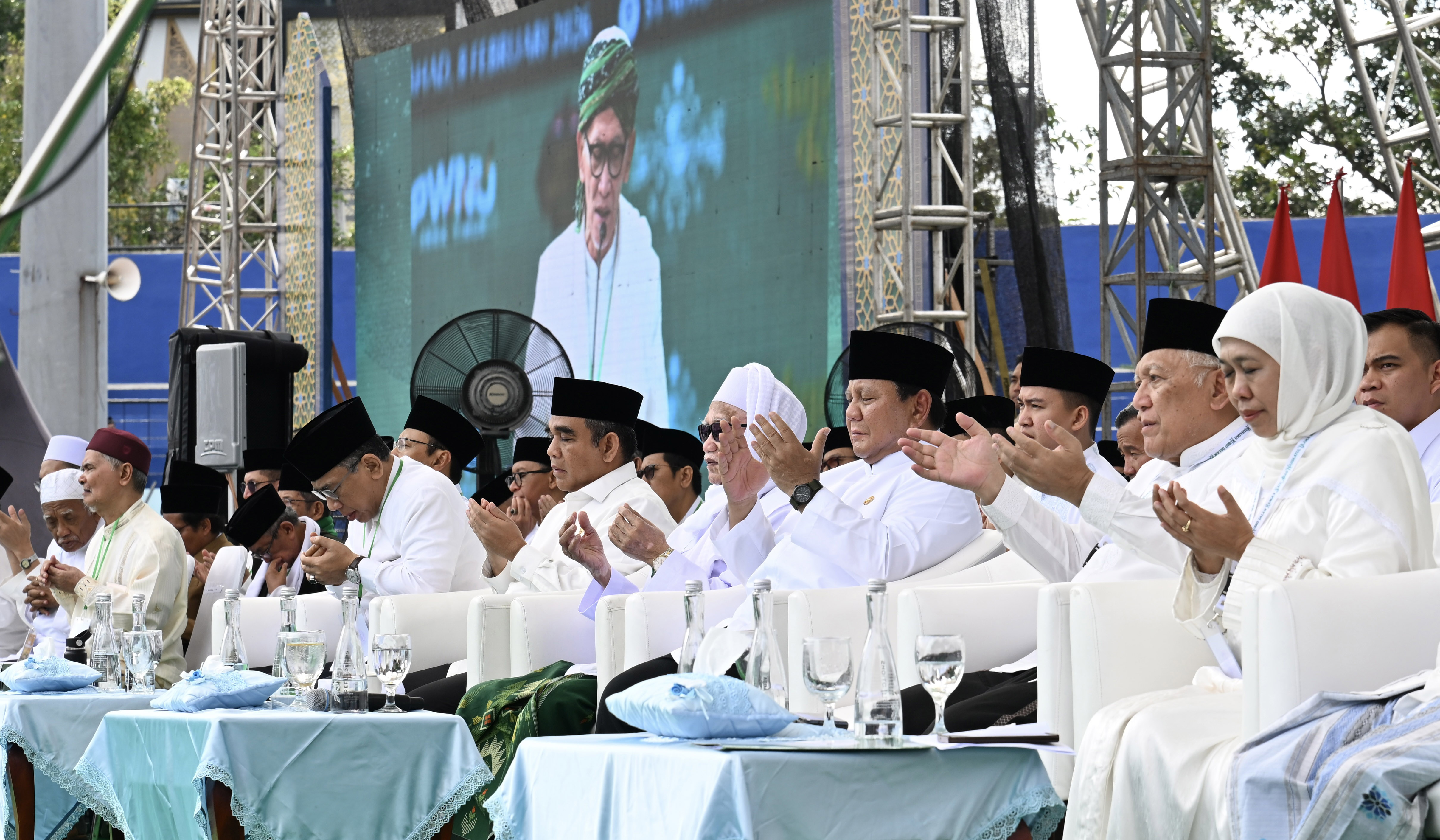 Prabowo saat menghadiri Satu Abad NU. (Agus Priatna/SinPo.id/BPMI Setpres)